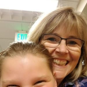 Meet your Posher, Dona